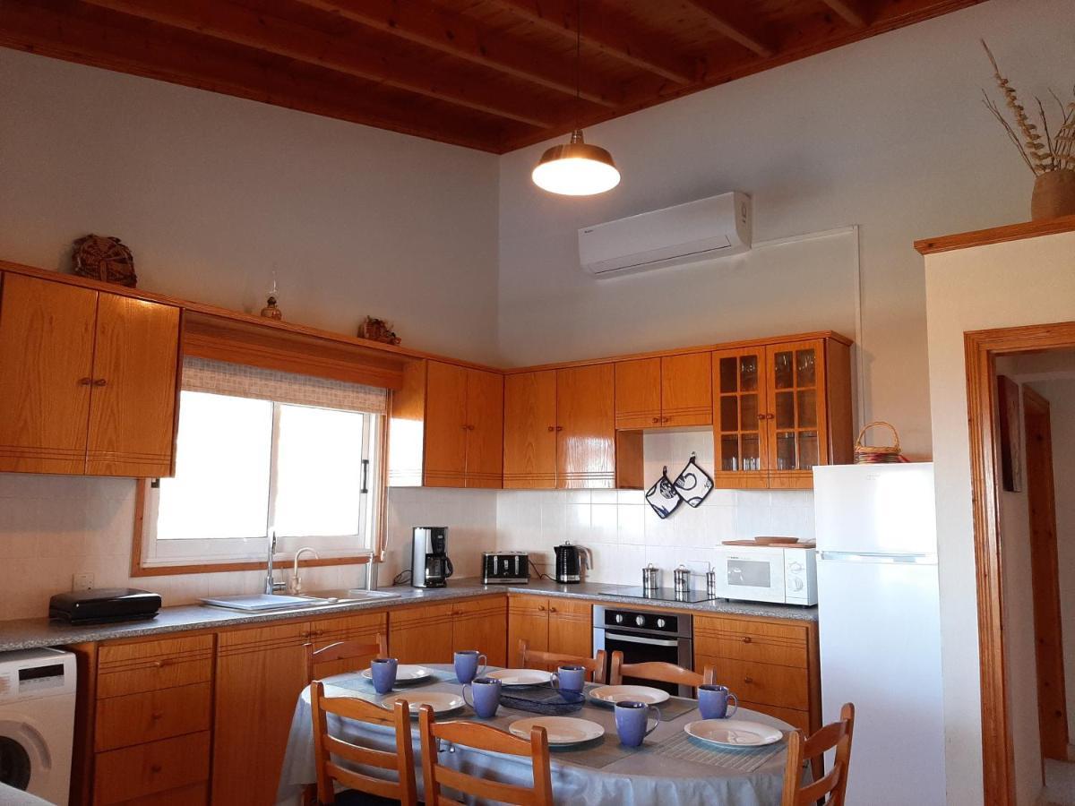 Villa Gavriel - Peyia Villa With Breathtaking Sea View, Peyia Villa With Private Pool, Secluded, Huge Outdoor Space, Mountain Views Exterior foto